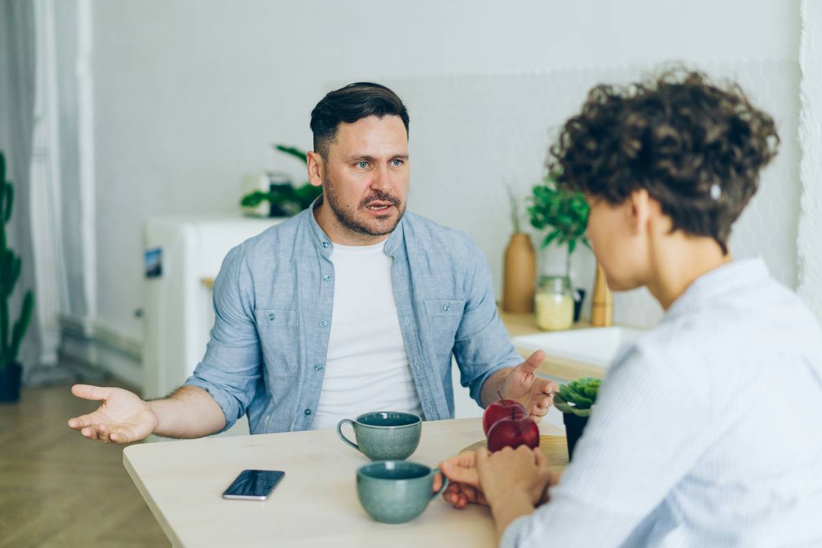 Objection Handling Techniques That Actually Close Deals (Without the Sleaze)